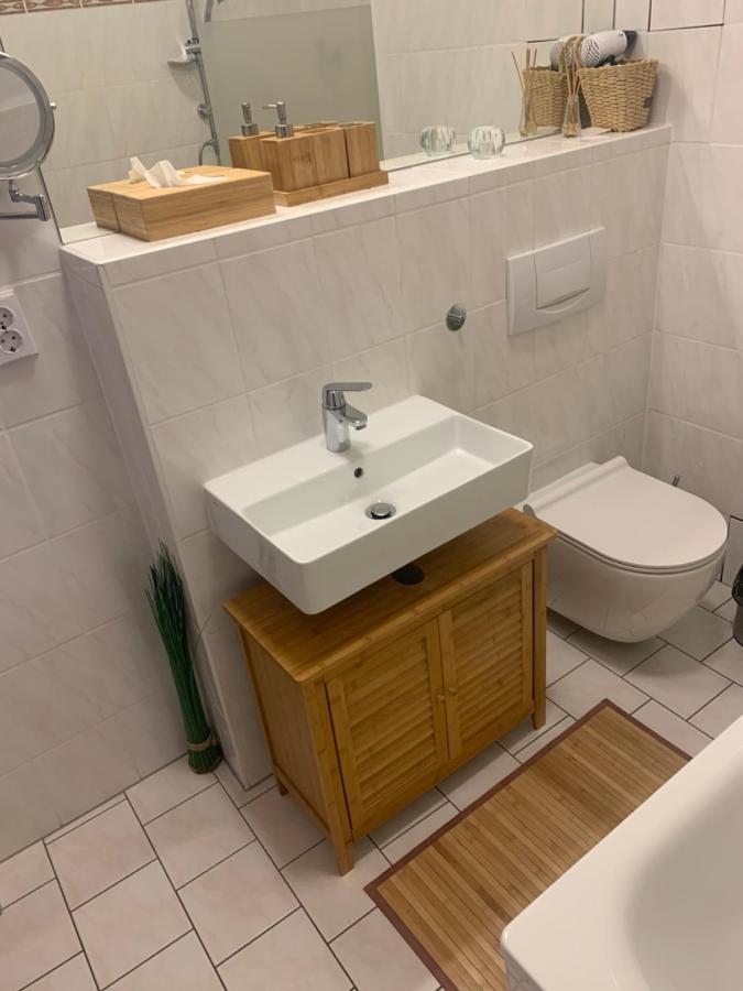 Design Apartment I - 35Qm Grenze Altstadt Park غورليتز المظهر الخارجي الصورة